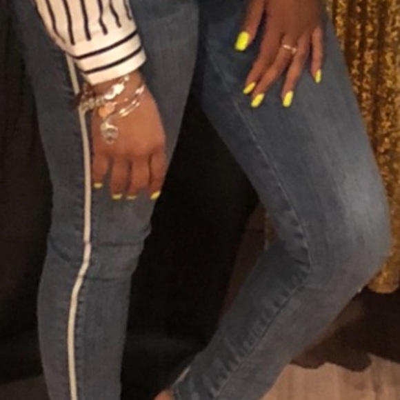 True Religion Brand Skinny Jeans - Picture 6 of 6